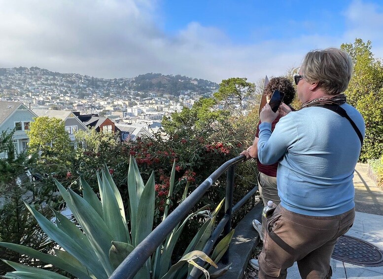 Picture 6 for Activity San Francisco: Neighborhood Walking Tour - 6 Route Options