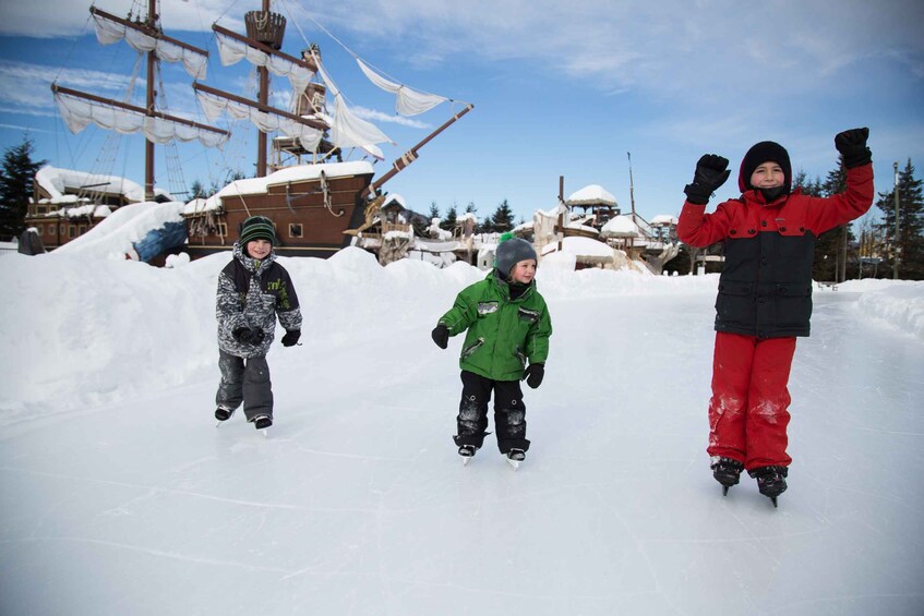 Picture 6 for Activity Quebec City: Snow Tubing at Village Vacances Valcartier