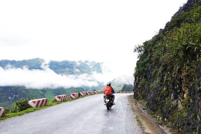 The Standard Northern Ha Giang Loop - 4 Days 3 Nights by Motorbike