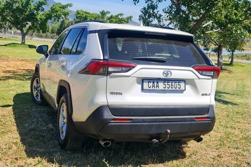 Full Day In Private Car Chauffeur Driver Service in Cape Town