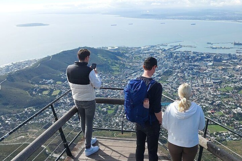 Table Mountain and Robben Island Tour