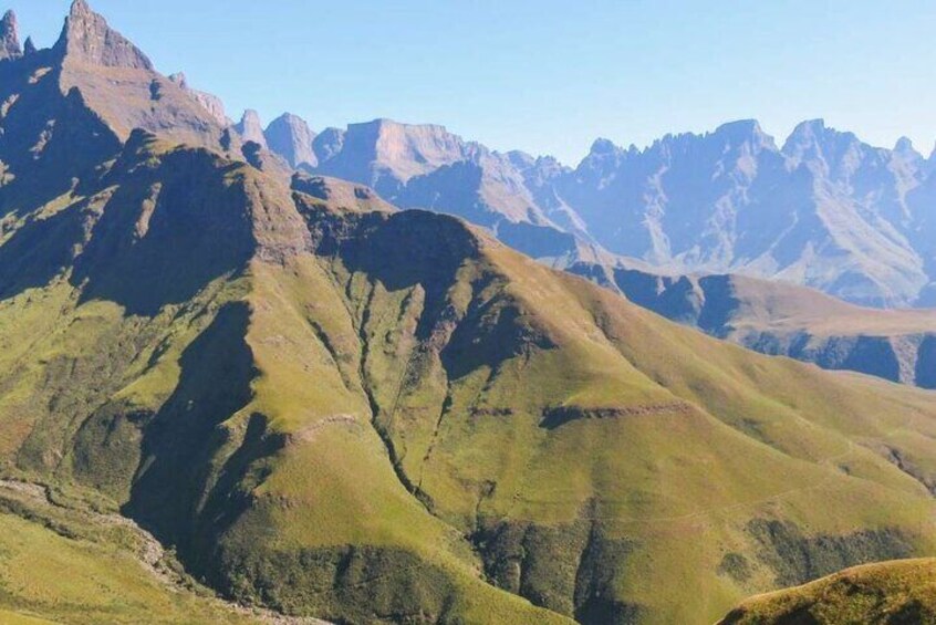 Drakensberg Mountains, Mandela Capture Site & Howick Falls 2 Day Tour
