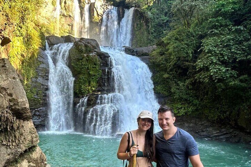 Nauyaca Waterfalls and Beach Town Tour /All Inclusive Full Day