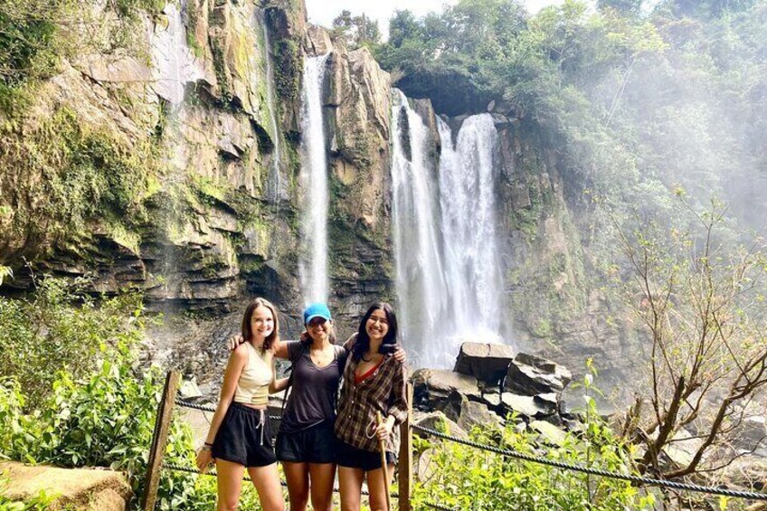 All-Inclusive Full-Day Waterfall and Beach Town Tour (Nauyaca)
