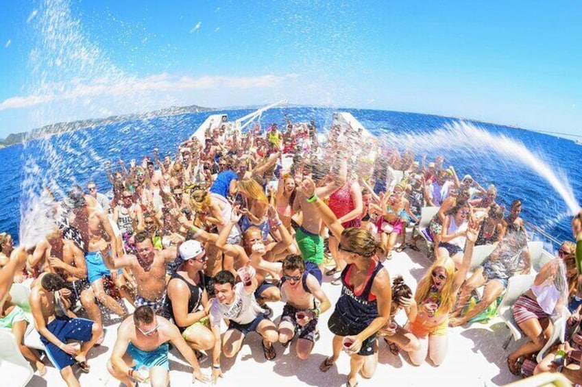 Half-Day Puerto Plata Boat Party with Snorkeling