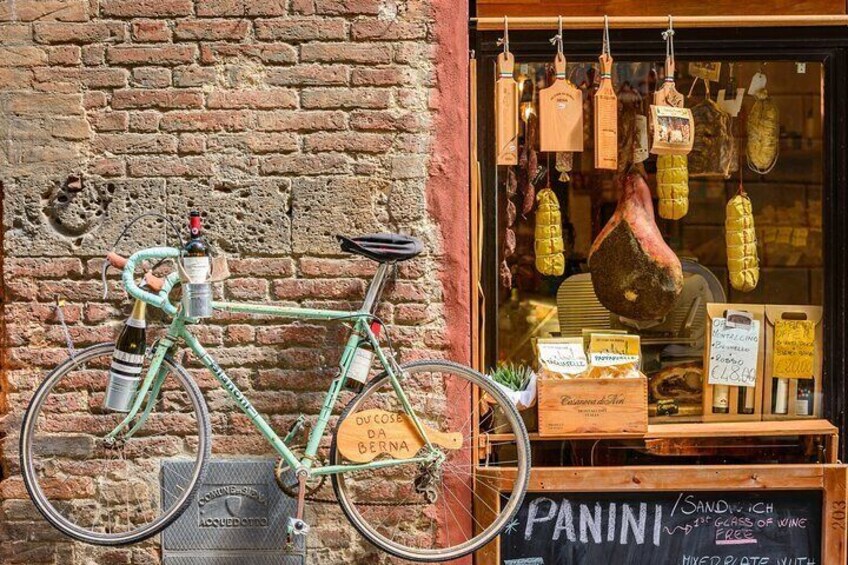 Lucca Walking Food Tour