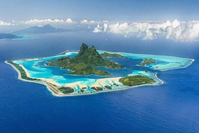 The Pearl of the Pacific
Bora Bora