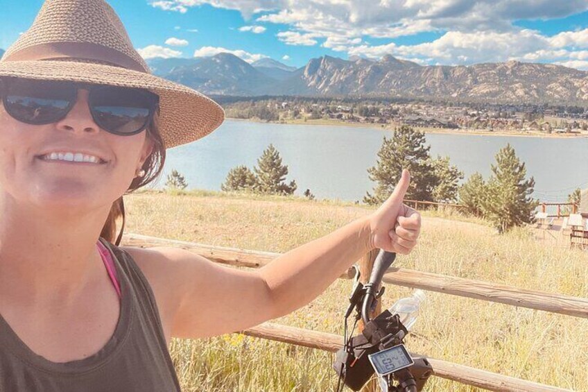 All smiles on our guided e-bike tour experience.