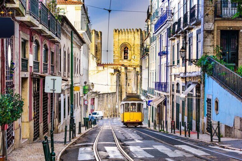 E-tickets for Belem Tower and St. George Castle with audio tour of Lisbon City