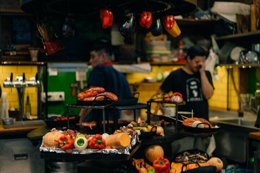 Historical Guided Food Tour of San Telmo with street food/drinks!