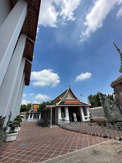 Picture 10 for Activity Bangkok: Hop On Hop Off Tuk Tuk & Boat Chao Phraya River