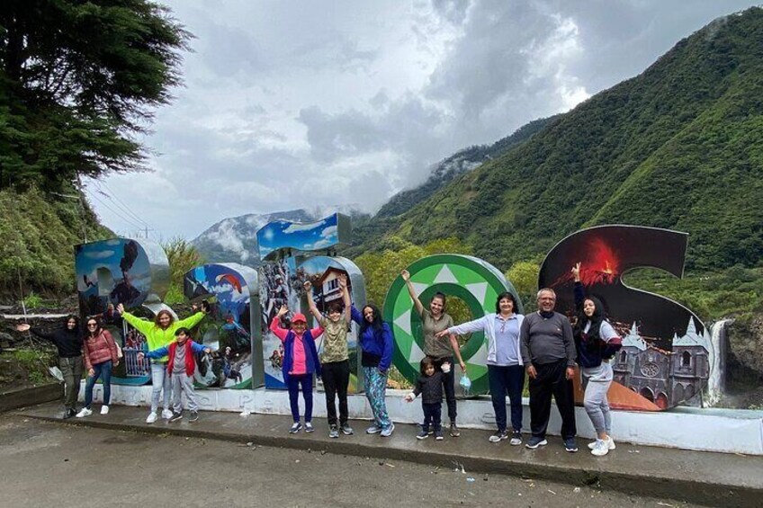 Full Day Tour in Baños with Access to Attractions