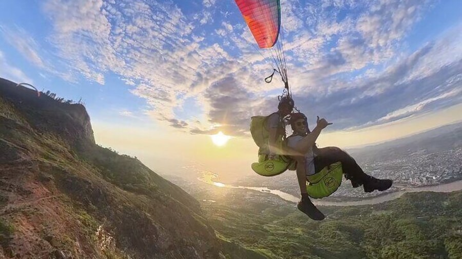 Double Paragliding Flight in Valadares