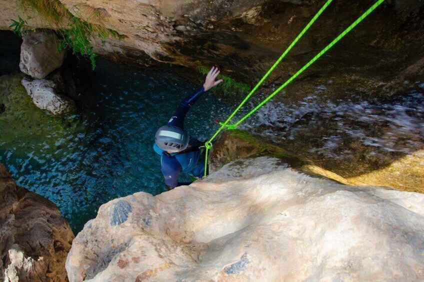 rappelling