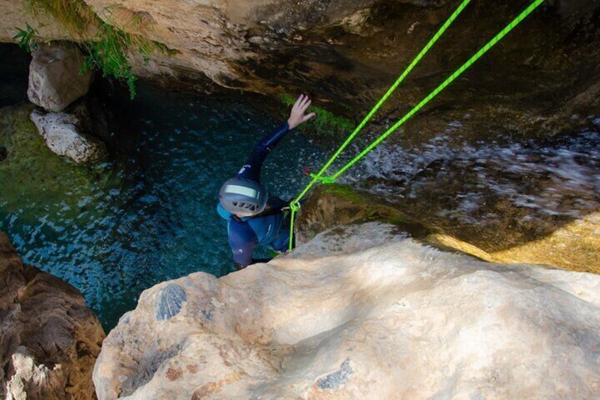 rappelling