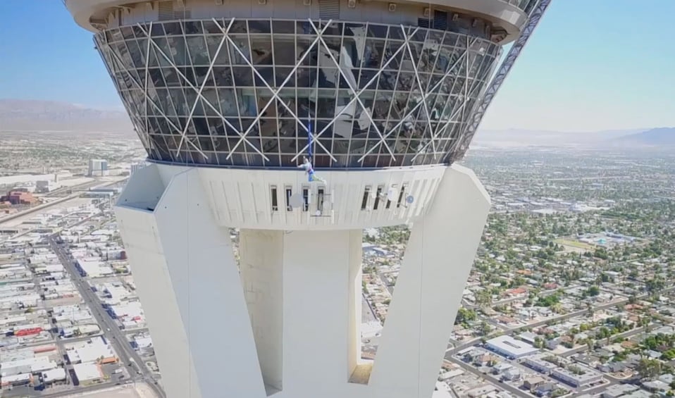 SkyJump at The STRAT