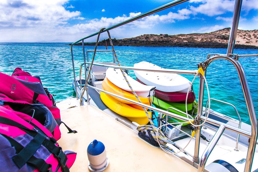 Picture 4 for Activity From Lanzarote: Sailing Day Trip Around La Graciosa