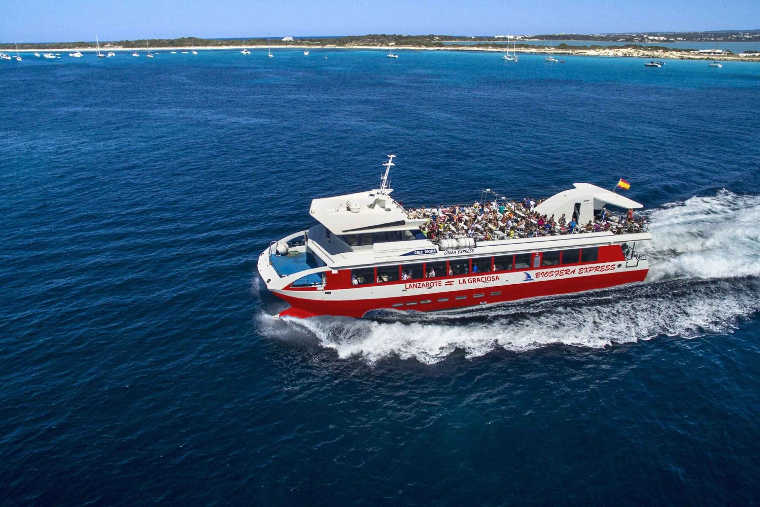 Lanzarote Return Ferry Transfer to La Graciosa