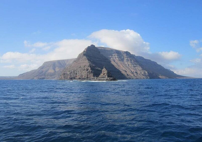 Picture 14 for Activity Lanzarote: Teguise Handicraft Market and La Graciosa Island