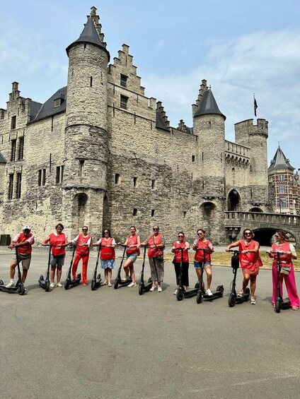Picture 5 for Activity Antwerp: City Highlights E-kickscooter Tour