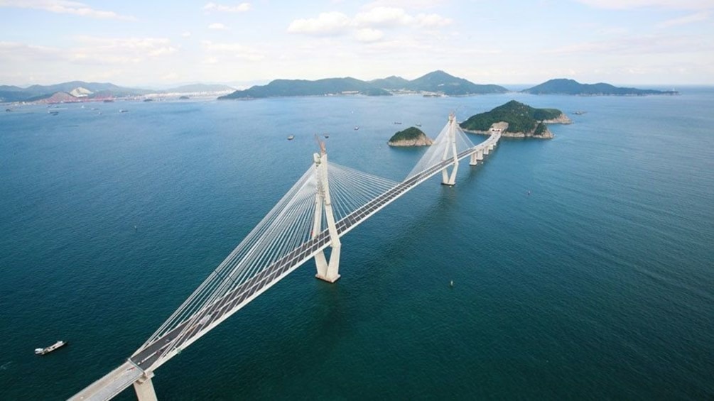 Ariel view of Geoga Bridge