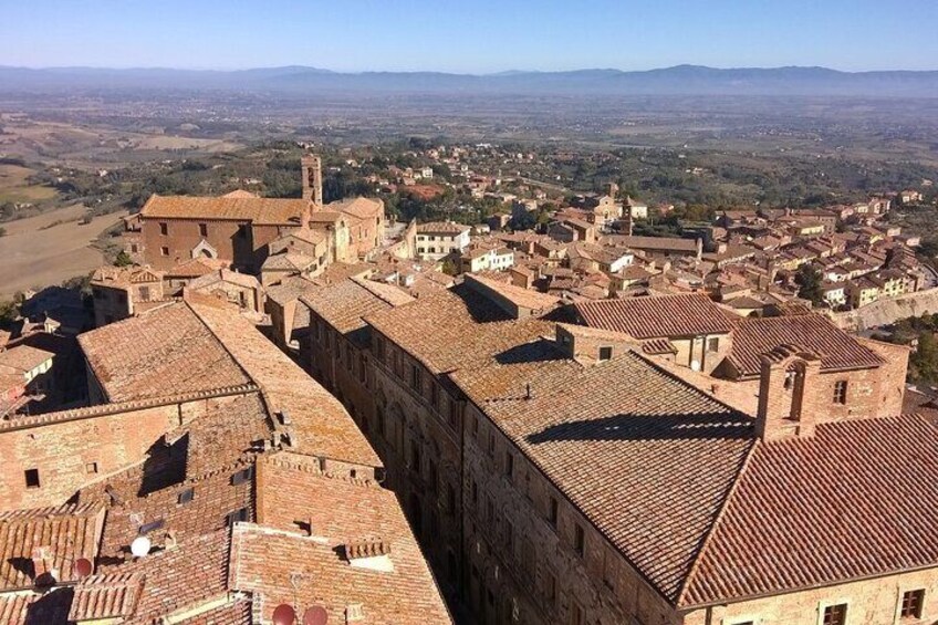 Private Walking Tour in Montepulciano