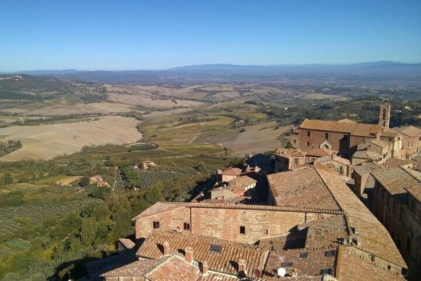 Private Walking Tour in Montepulciano