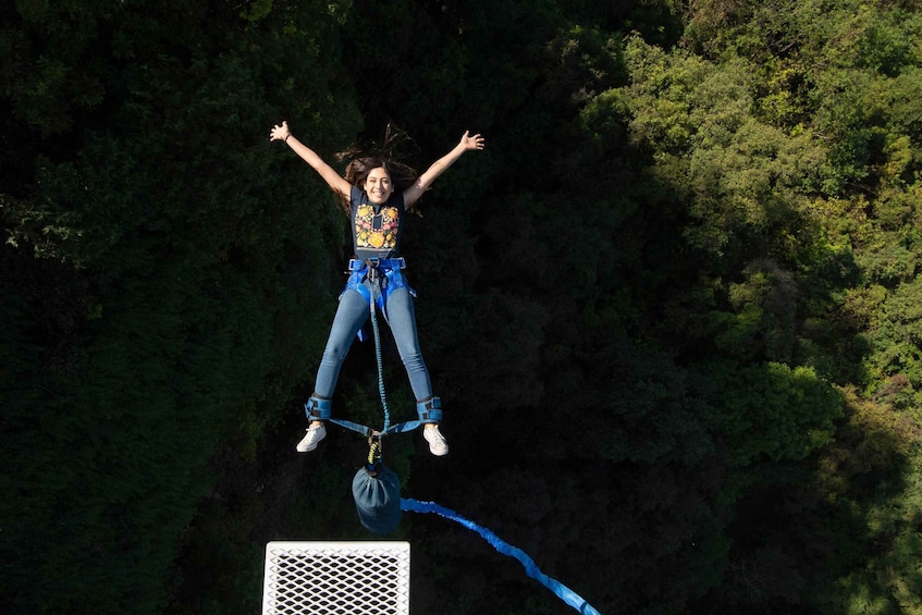 Picture 6 for Activity Santiago: Bungee Jumping at Cola de Caballo Park