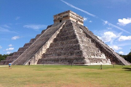 Semi-Private Chichen Itza, Cenote Ik Kil and cenote Suytun tour