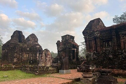 My Son Sanctuary & Boat Trip Small Group Hoi An7h30/Da Nang6h30