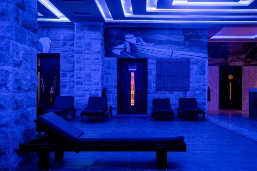 Cleopatra program (Massage, Jaccuzi, Steam, Sauna) with transfer