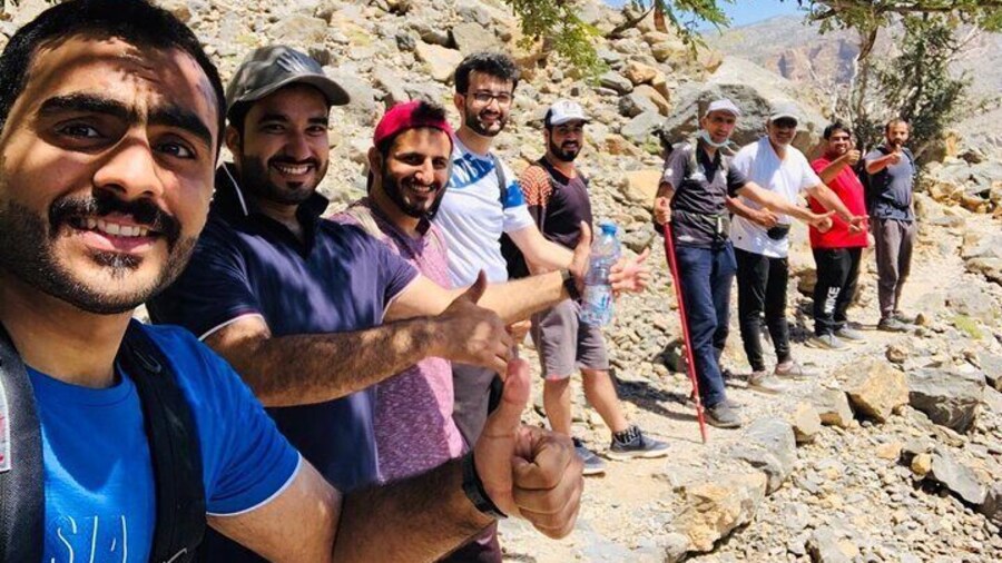Balcony & Hidden Lake Jebel Shams Shard Tour