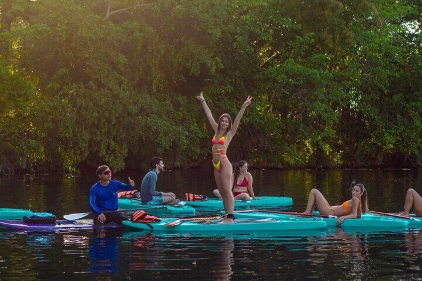 Paddleboard sunrise tour in the seven colors lagoon of Bacalar 