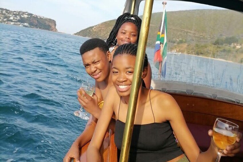 Magic Lagoon Charters offers fully guided tours of the Knysna Estuary/Lagoon