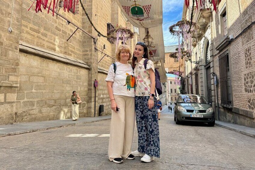 Tour of the Don Quixote Windmills of La Mancha and Toledo with Lunch