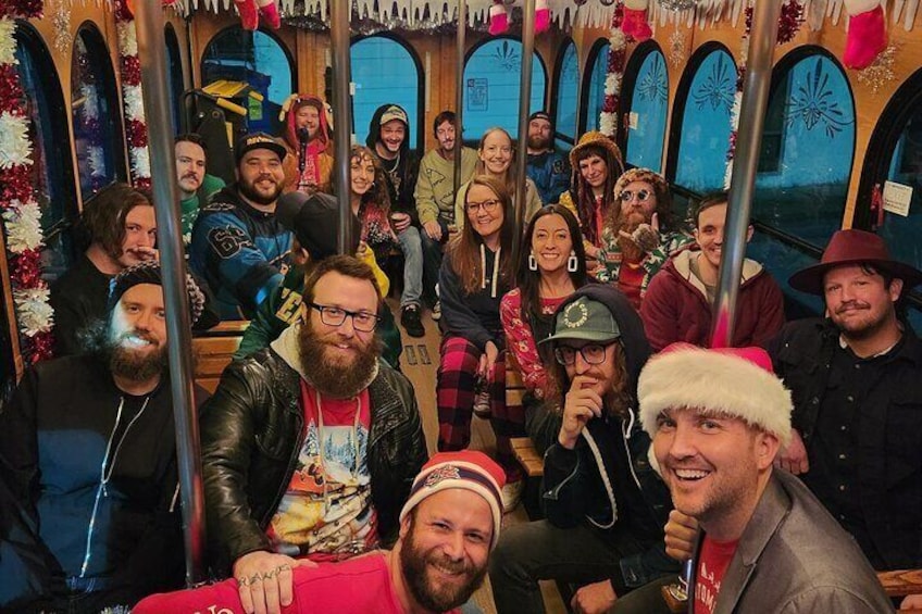 21+ BYOB Holiday Lights Trolley Night Tour in Nashville