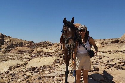 Private Indiana-Jones Archaeological Trail Tour