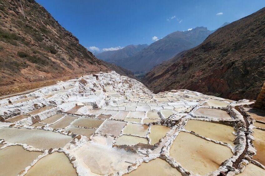 Sacred Valley of the Incas Tour with Maras and Moray with Lunch