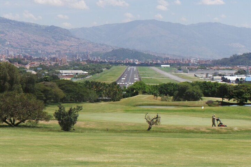 Full Day Golf in Private at El Rodeo Course Medellín