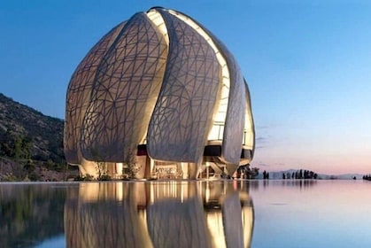 Baha'i Temple + Vinicola Cousiño Macul