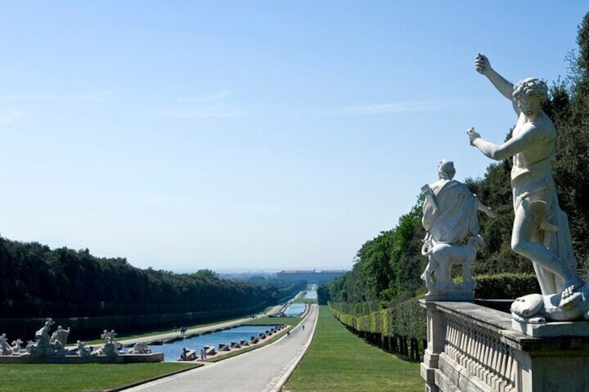 Half-Day Reggia di Caserta Guided Tour with transfer from Naples