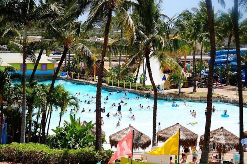 Hawaiian Waters Wave Pool