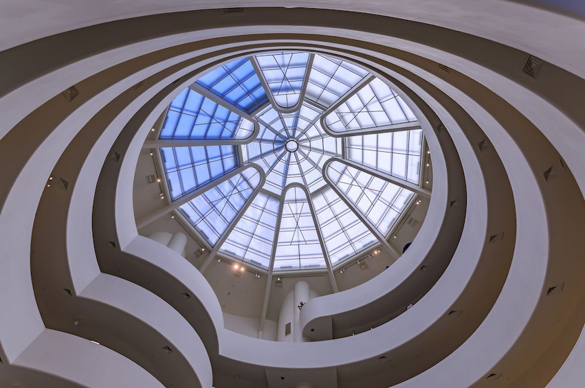 Guggenheim Museum Ticket & Carnegie Hill with Self-Guided Audio Tour