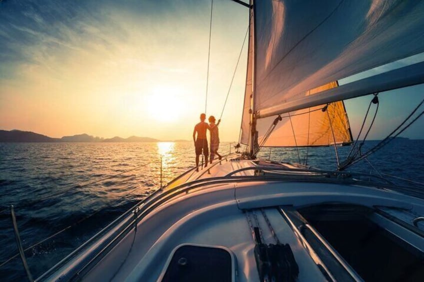 From Heraklion: Small Group 6h Sunset Sailing Trip to Dia Island