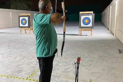 Archery lesson in Dubai