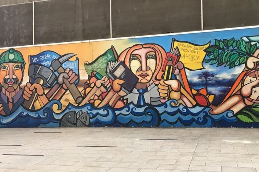 Santiago Highlights City Bike Tour