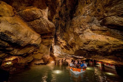 Dari Valencia: Tamasya dan Tiket Wisata Berpemandu Gua San José