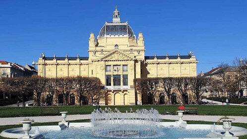 Zagreb: Privat Highlights Walking Tour m / Funicular Ticket