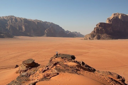 Half-Day Jeep Tour Top Sights Wadi Rum Desert