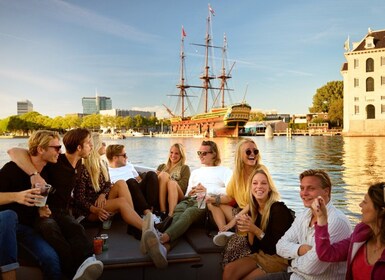 Ámsterdam: crucero de 1,5 horas por los canales con bebidas y aperitivos gu...